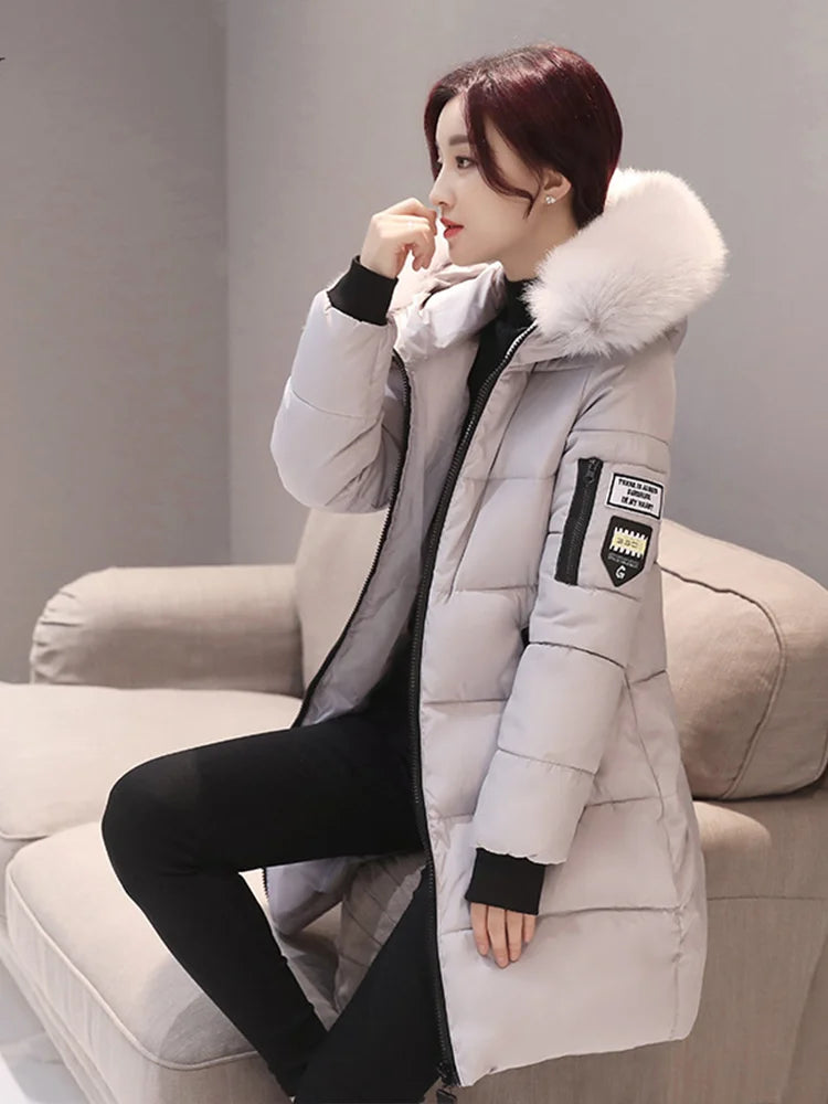 Women Winter Fur Collar Hooded Parka Fashion Leather Patch Zipper.