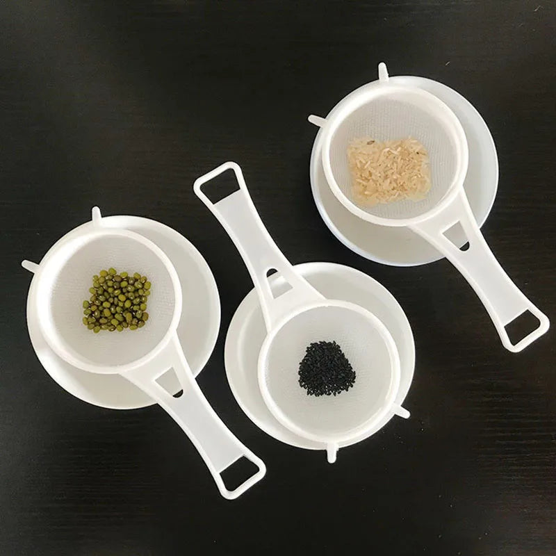 Set of 4 Multi-purpose Mesh Filter with Handle - Perfect for Tea, Juice, Flour, Soy Milk, Etc. - Kitchen Gadgets, Easy To Filter