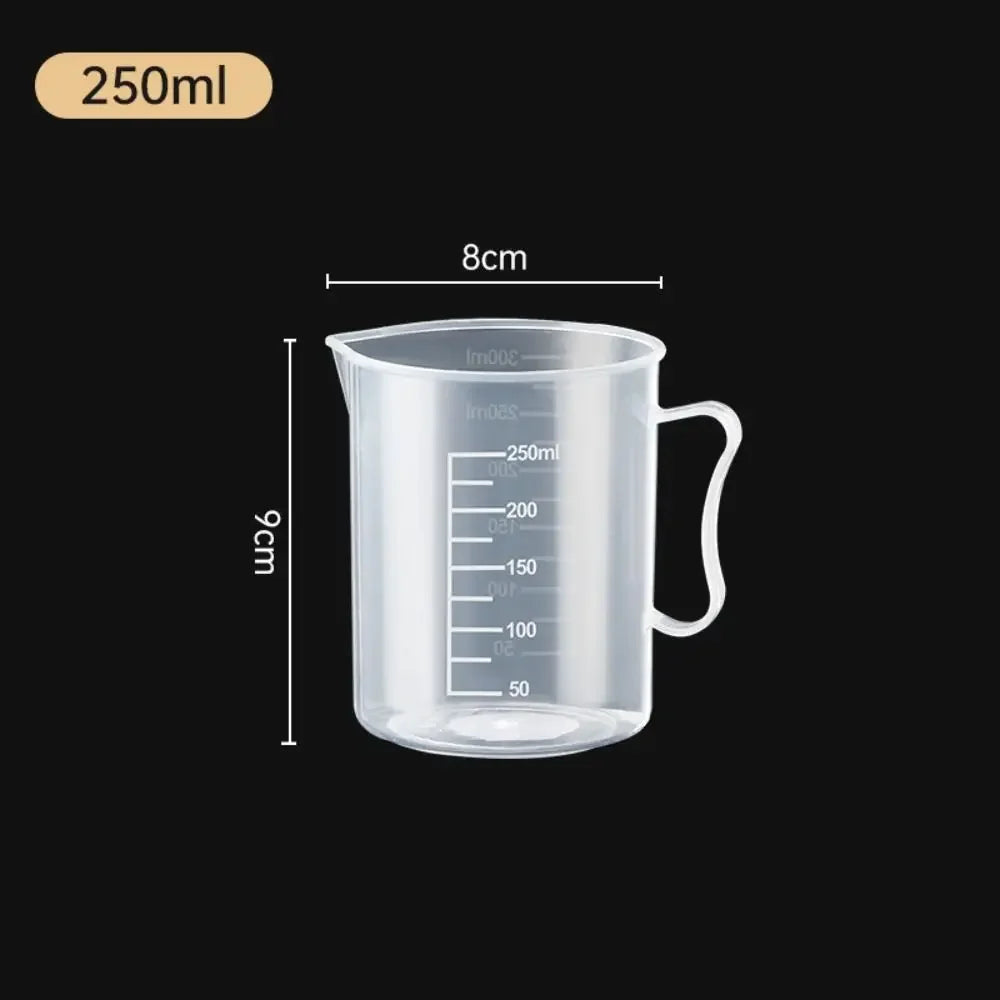 100-5000ml Thickened Plastic Measuring Cup with Scale Food Grade Measuring Cup Experimental Measuring Cup Beaker Plastic Cup